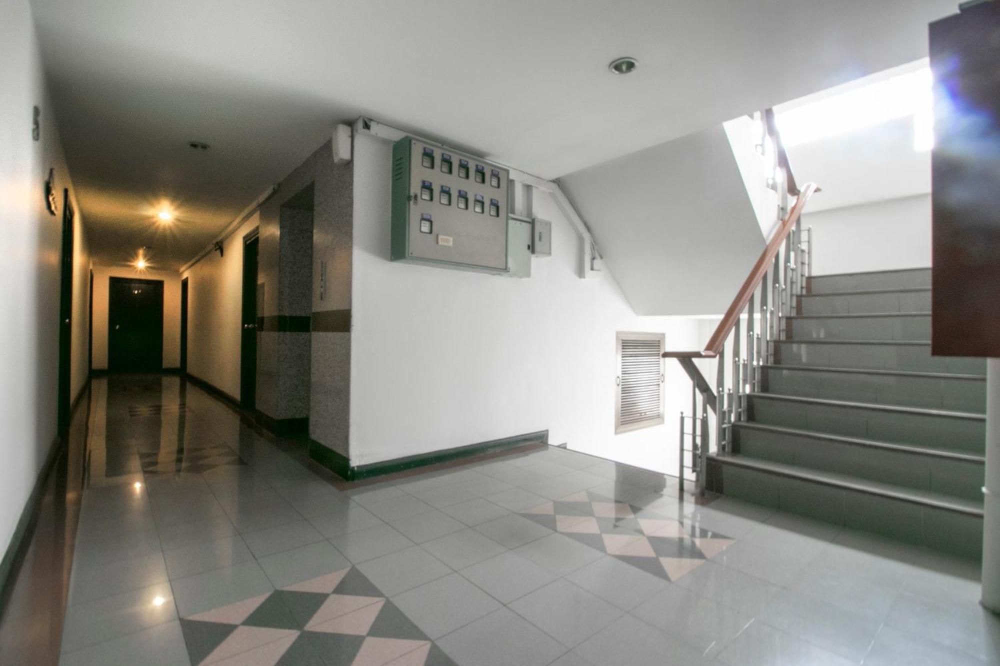 Hotel Win Long Bangkok Bagian luar foto