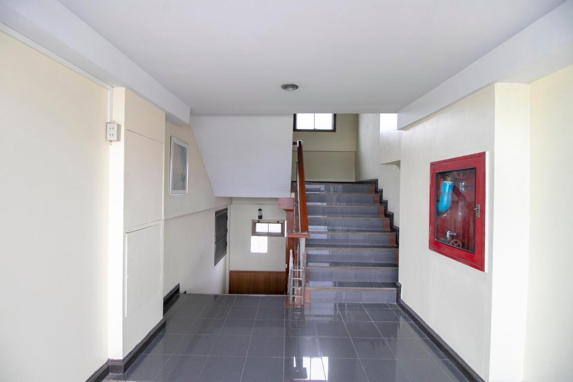 Hotel Win Long Bangkok Bagian luar foto